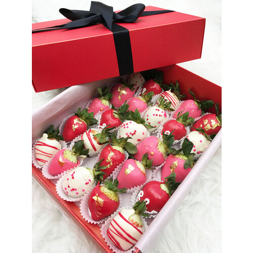 25pcs LOVE Chocolate Strawberries Gift Box