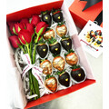 Black & Gold Chocolate Strawberries with Roses Gift Box